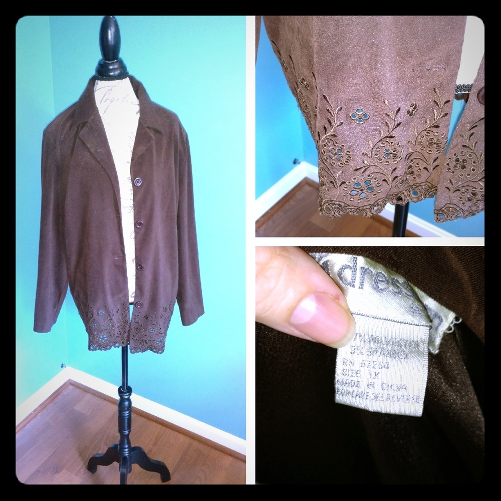 5/25 Dress barn Women's Brown Blazer EUC sz 1x
